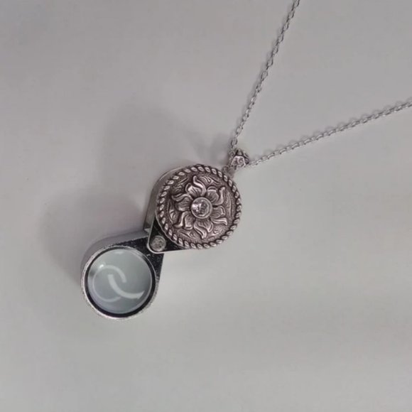 Magnifying Glass Oxidized Silver Rhinestone Floral Loupe Pendant Necklac… - Picture 1 of 9